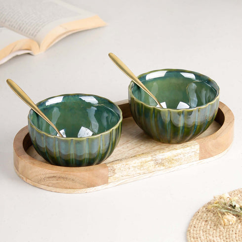 Green Ribbed Ceramic Bowl Serving Set 2 Bowls, 1 Tray, and 2 Spoon