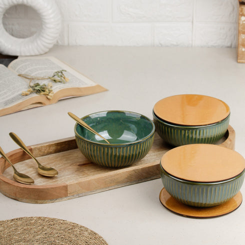 Glam Green Ceramic Bowl Serving Set 3 Bowls, 1 Tray, 3 Spoon and 3 Coaster