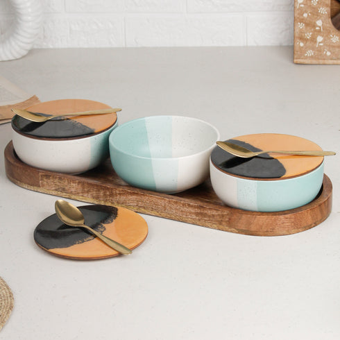 TT Green Matte Ceramic Bowl Serving Set 3 Bowls, 1 Tray, 3 Spoon and 3 Coaster