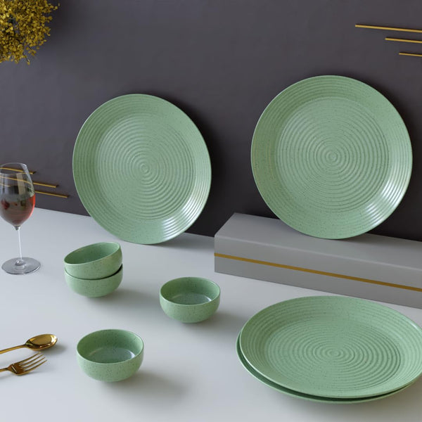Spiral Green Ceramic Dinner Set 8 Piece for Family of 4 | Plates & Bowls | Microwave & Dishwasher Safe