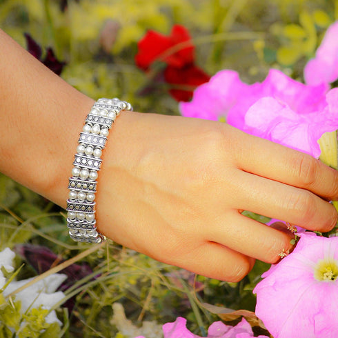 Silver Pearl Bracelet - The Earth Store - Fashion Accessories