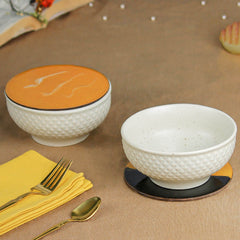 Cream Star Ceramic Bowl Set of 2 – 580ML with Lid