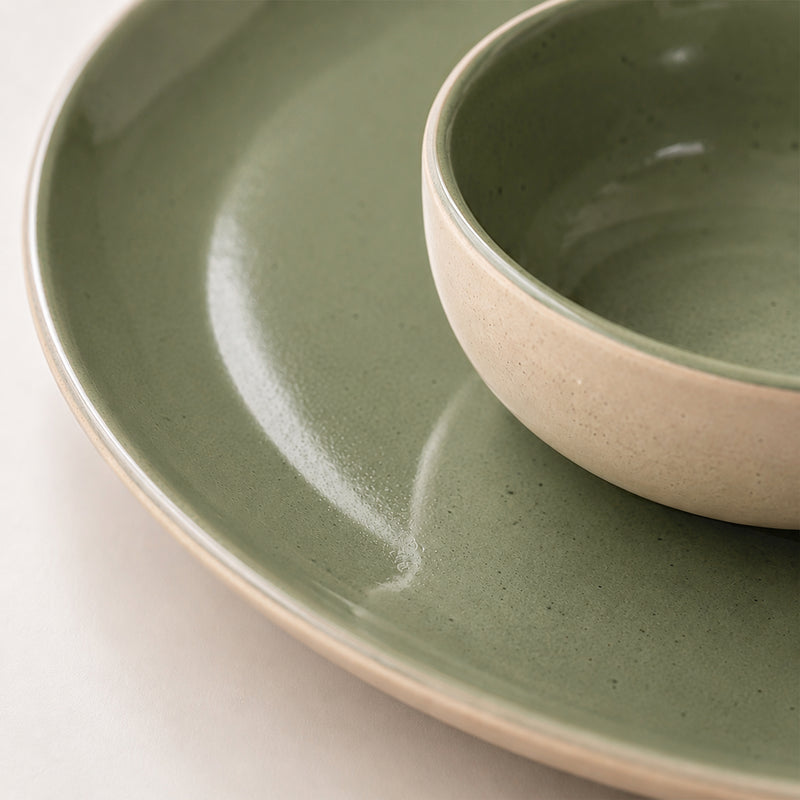 Organic Green Ceramic Dinnerware Set - 8 Pieces