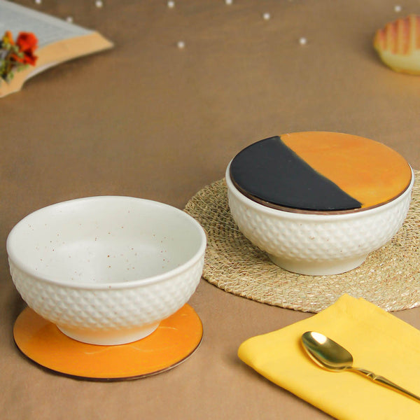 Cream Star Ceramic Bowl Set of 2 – 580ML with Lid