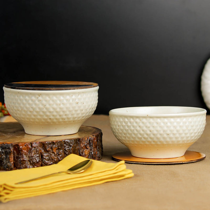 Cream Star Ceramic Bowl Set of 2 – 580ML with Lid