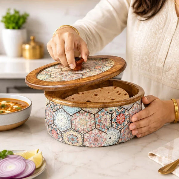 Medina Mango Wood Roti Casserole with Lid | 1600ML