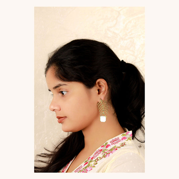 Glory Leaf Earrings - The Earth Store - Fashion Accessories