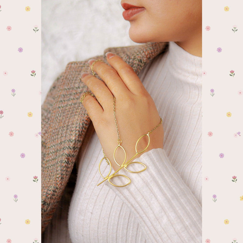 Gold leafage Pendent - The Earth Store - Fashion Accessories