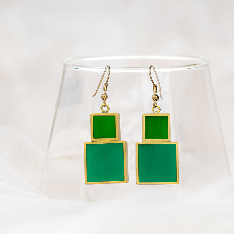 Squaring - The Earth Store - Fashion Accessories